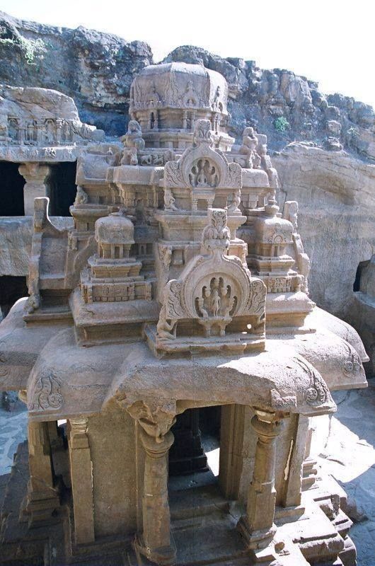 ถ้ำอชันตา (Ajanta Caves) เมืองออรังกาบาด รัฐมหาราษฎร์ ประเทศอินเดีย