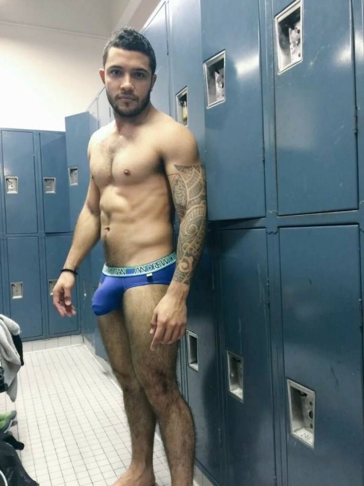 hot male 378 (18+)