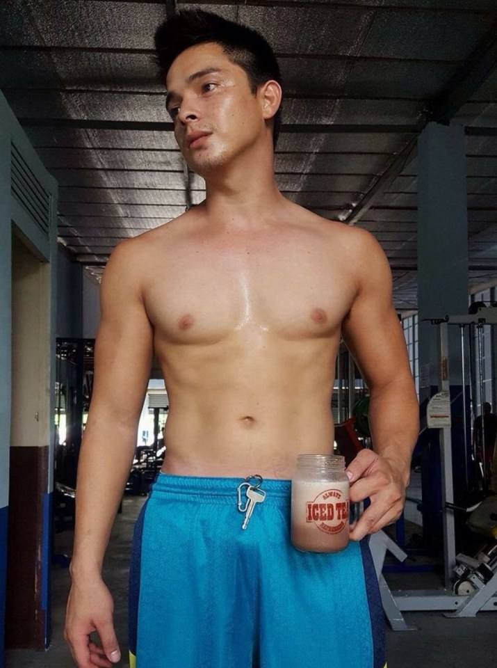 หุ่นแซ่บ