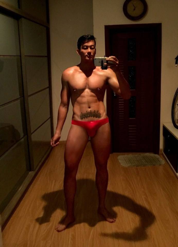 hot male 380 (18+)