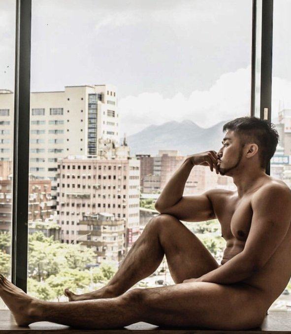 hot male 380 (18+)