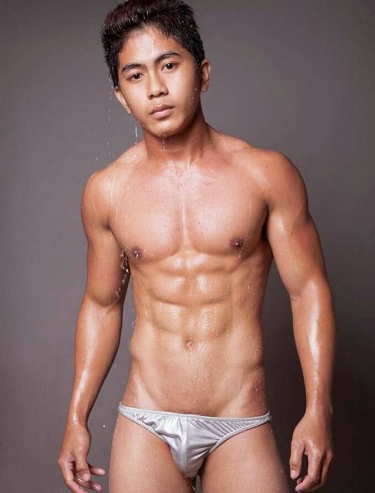 hot male 386 (18+)