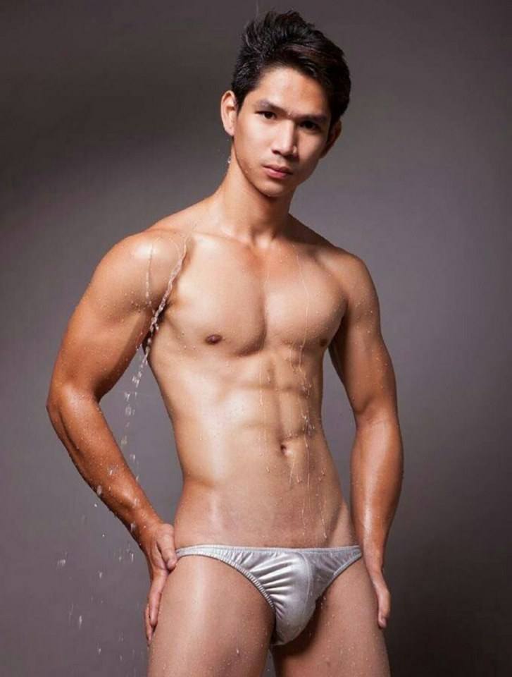 hot male 386 (18+)