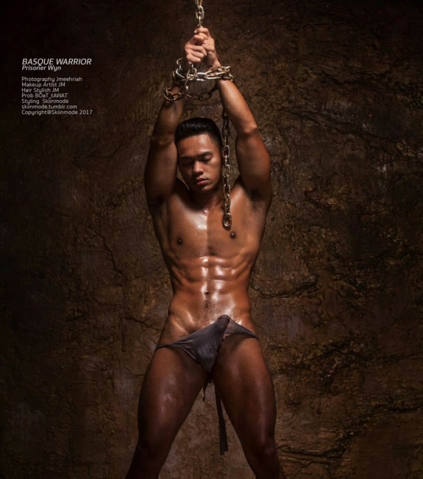 hot male 386 (18+)