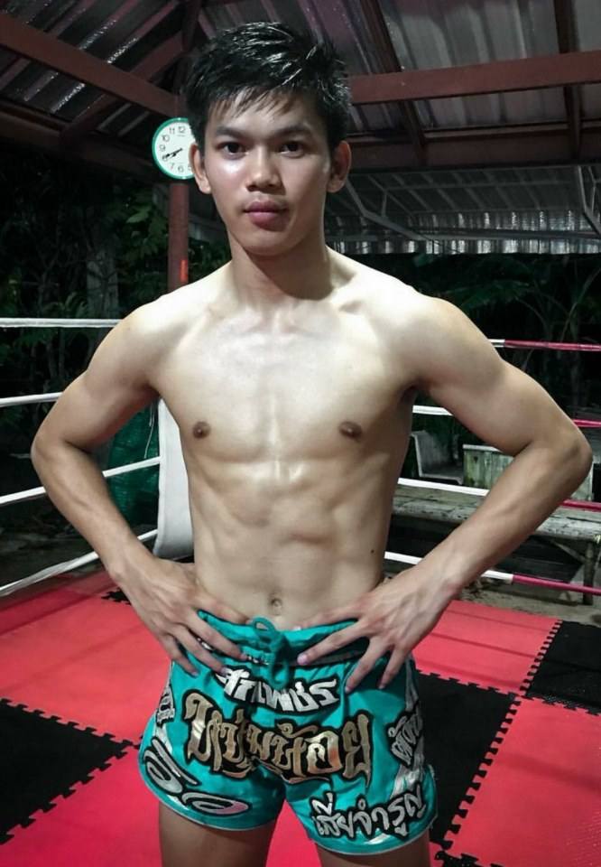 บ้าผช.ถอด