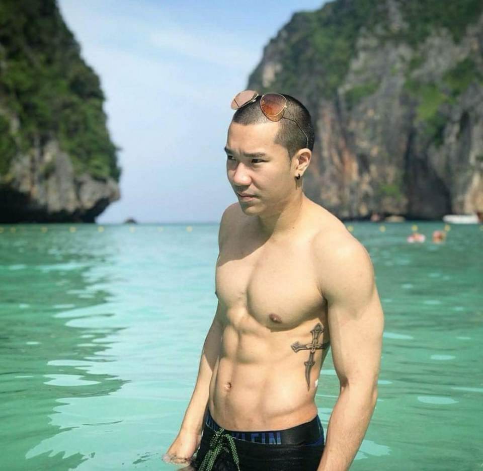 บ้าผช.ถอด