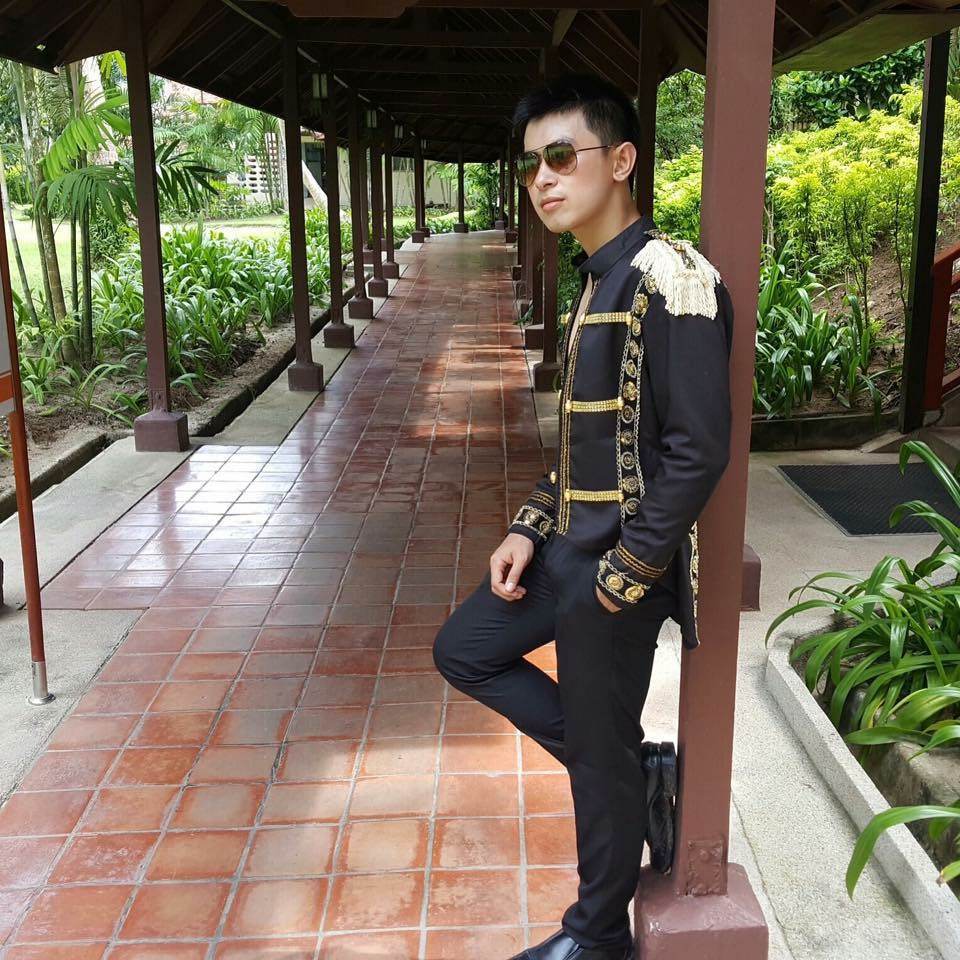 จัดขบวนพาเหรด 2,521