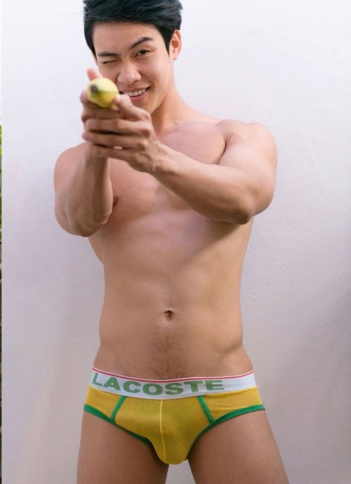 hot male 388 (18+)