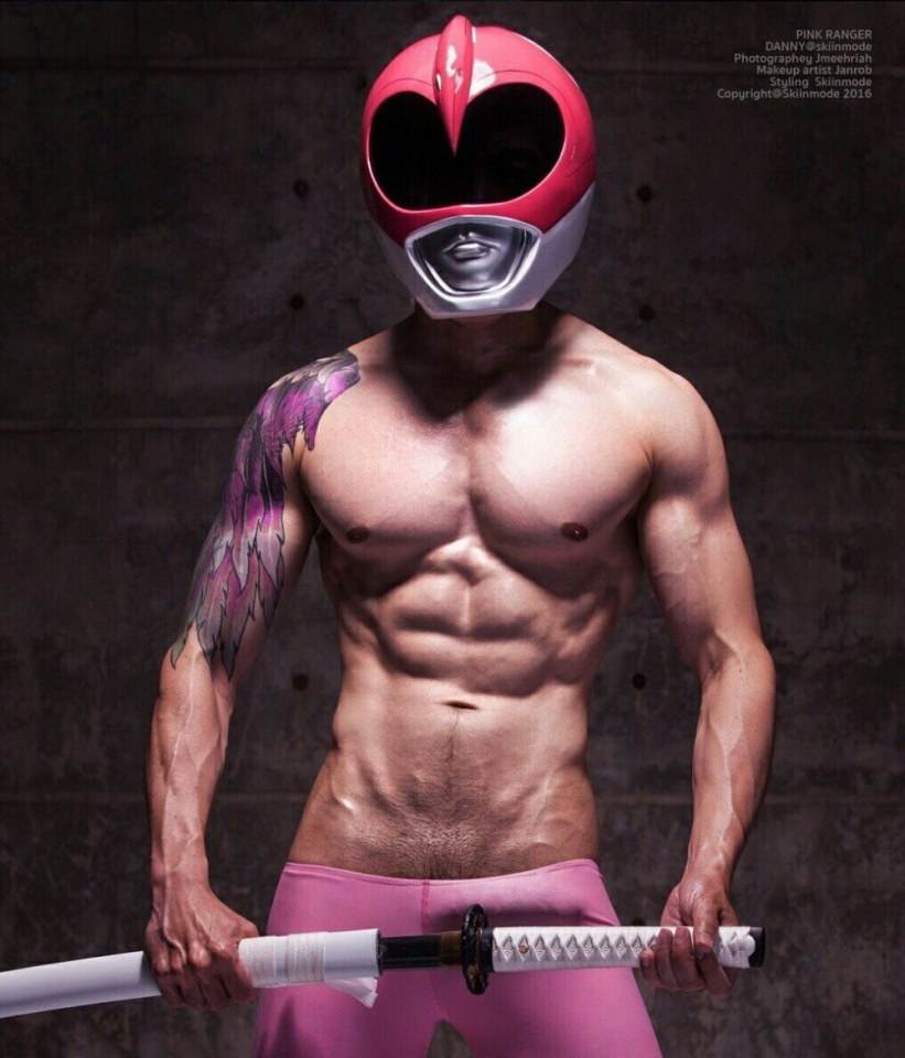 hot male 388 (18+)