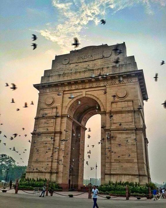 ความงามของสถาปัตยกรรมโมกุลใน Hyderabad ประตูไฮเดอราบัด อินเดีย