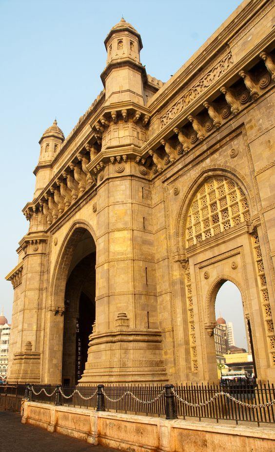 ความงามของสถาปัตยกรรมโมกุลใน Hyderabad ประตูไฮเดอราบัด อินเดีย