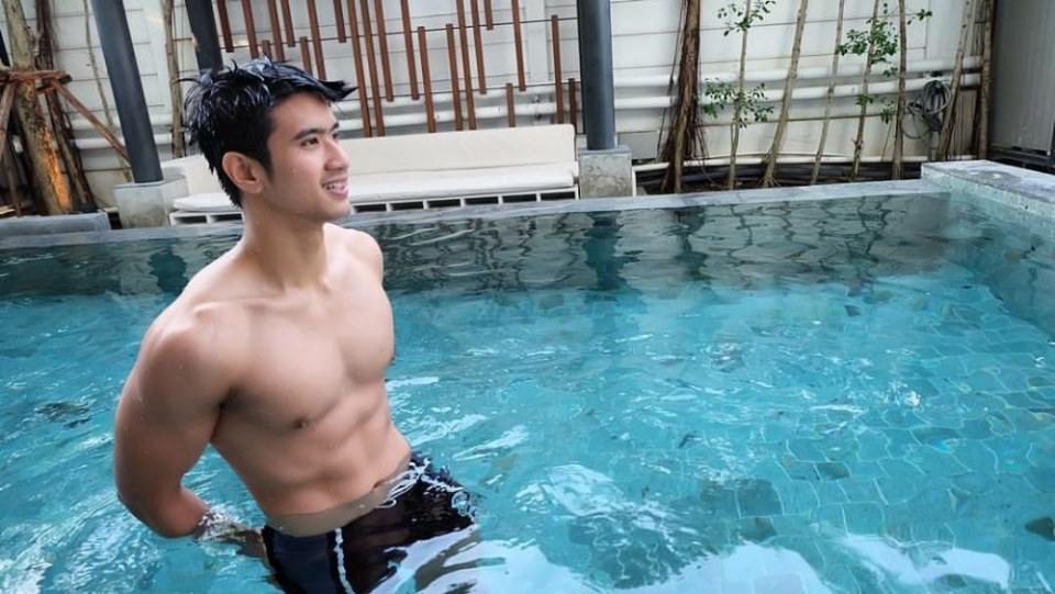ช่างทาสีในตำนาน 2,531