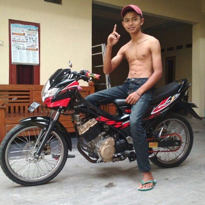 วัยเอ๊าะๆ