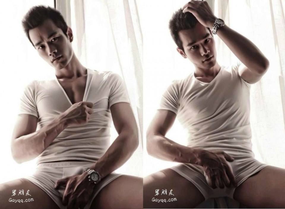 hot male 391 (18+)