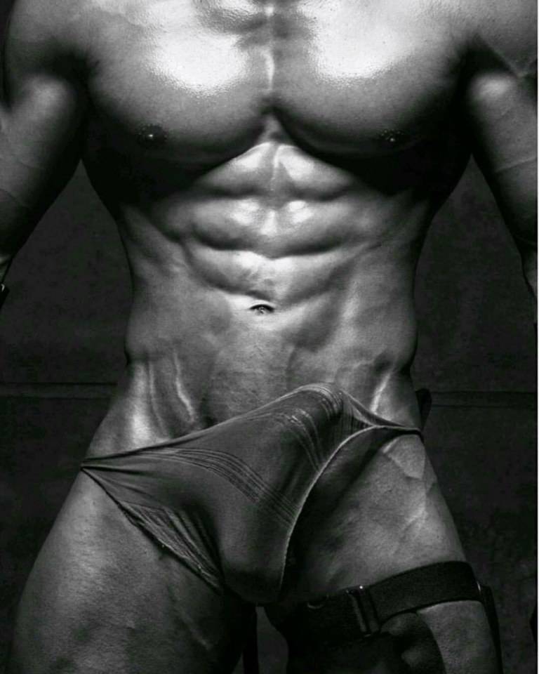 hot male 391 (18+)