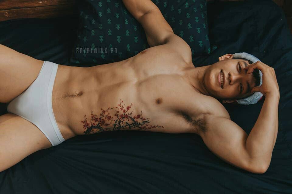 สามีล่ำบึ้ก