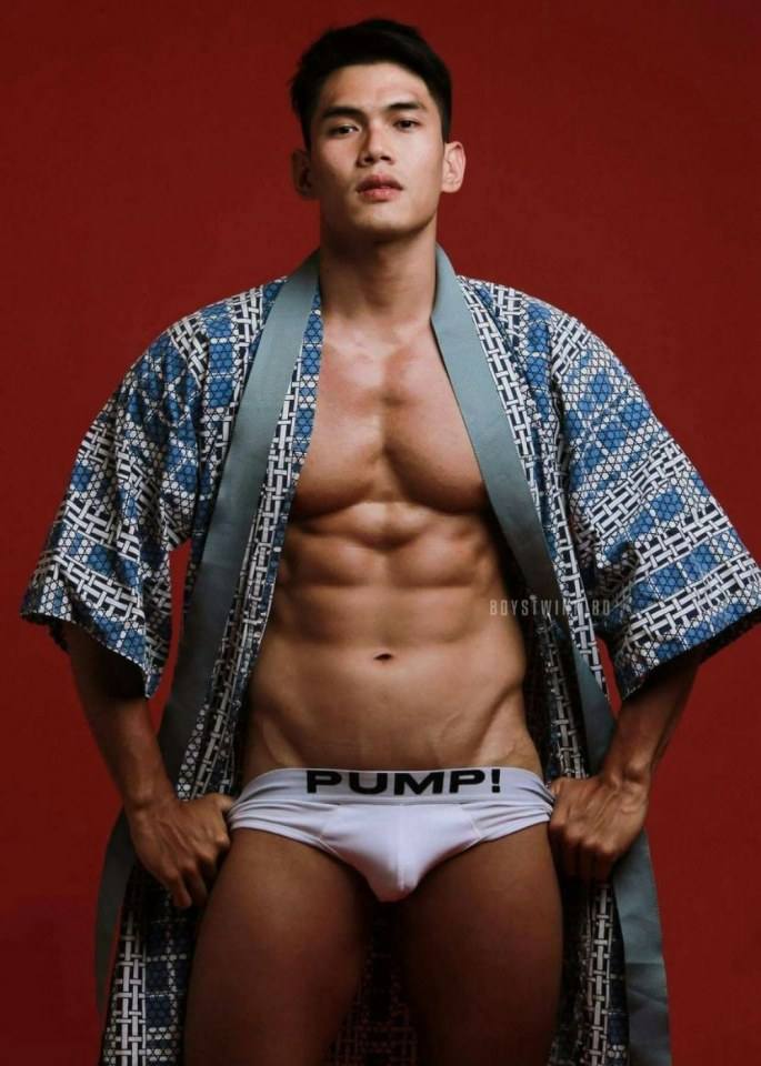 สามีล่ำบึ้ก