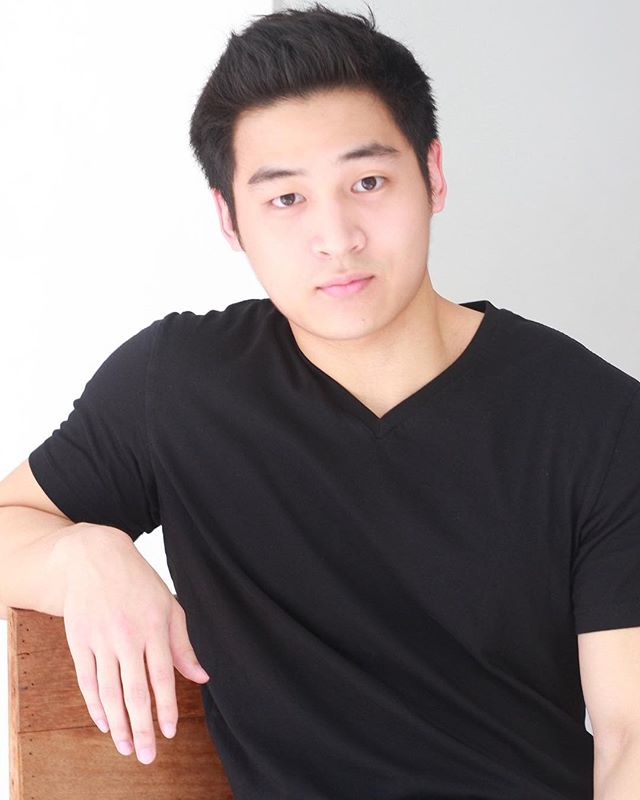 สามีหล่อใส
