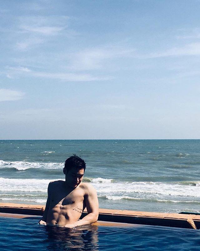สามีหล่อใส
