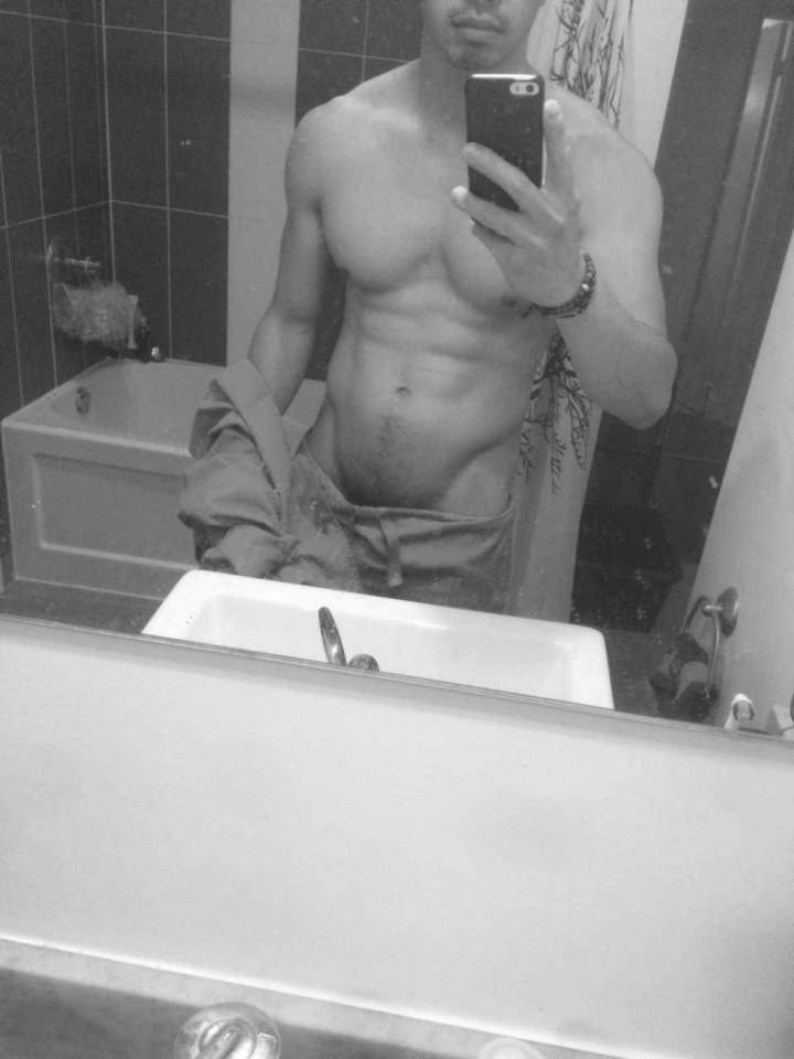 hot male 398 (18+)