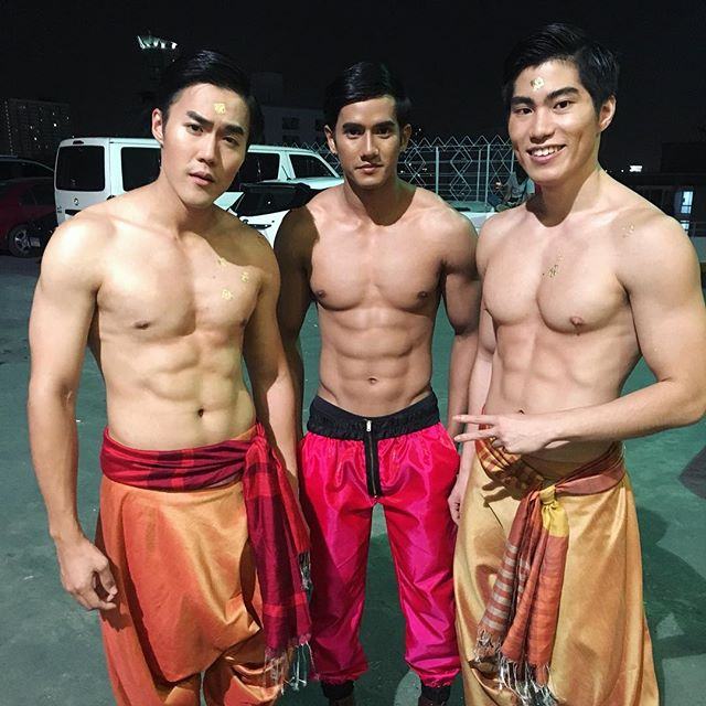 เลียตามออนไลน์05