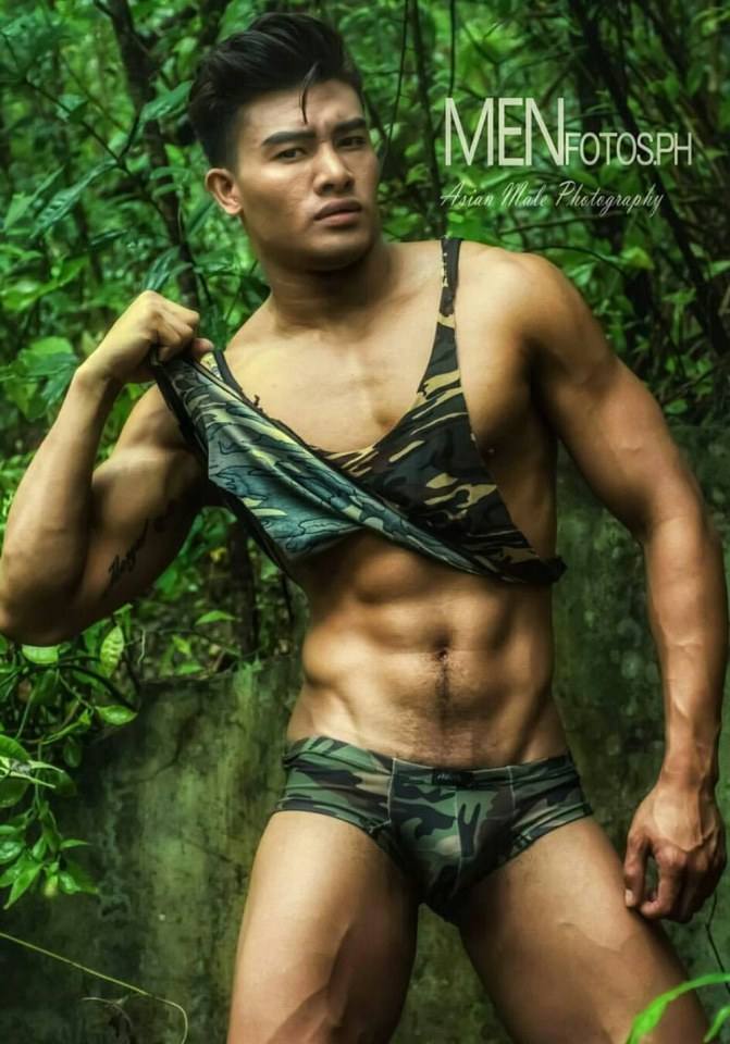 hot male 401 (18+)