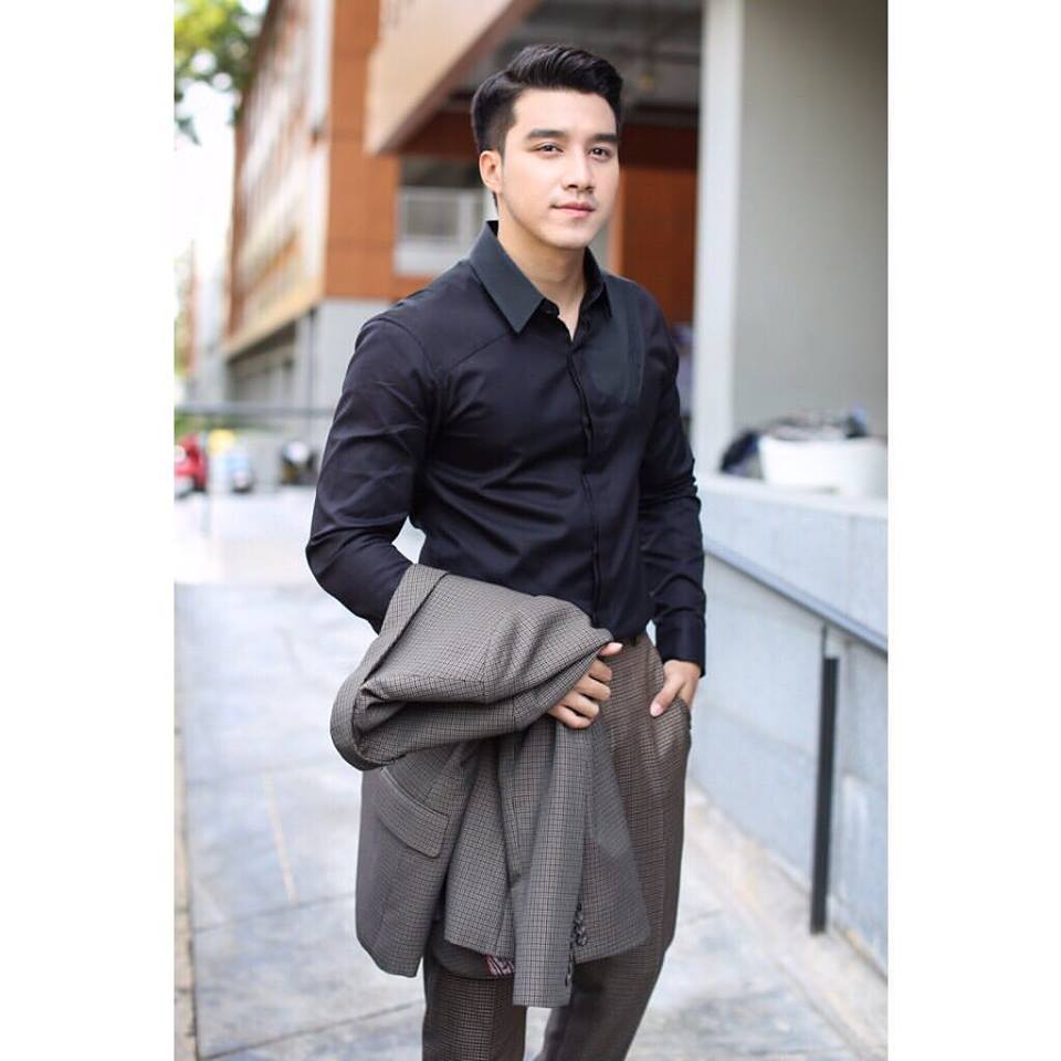 ผมชิเอาคนนี้ นักแสดงจาก//รักแลนดิ้ง