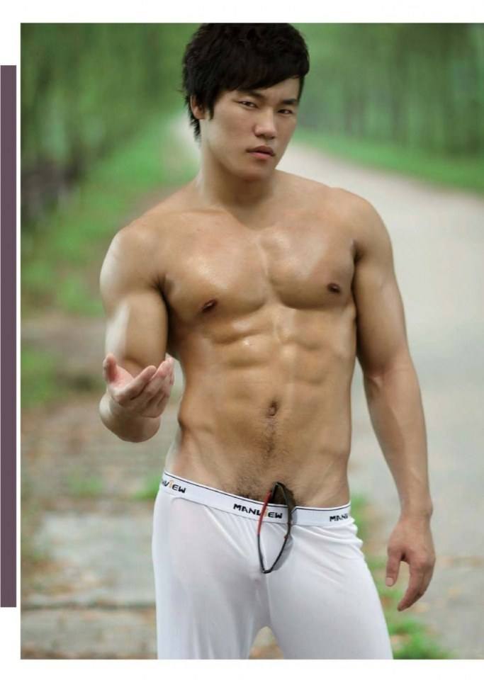 hot male 402 (18+)