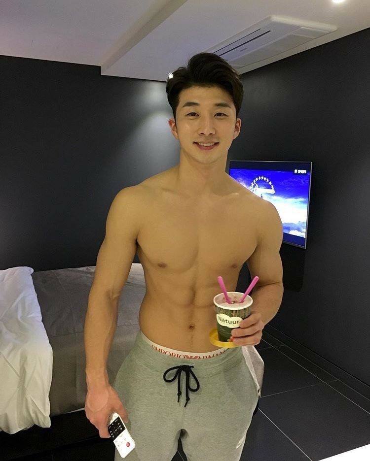 เย้เยกันม่ะ