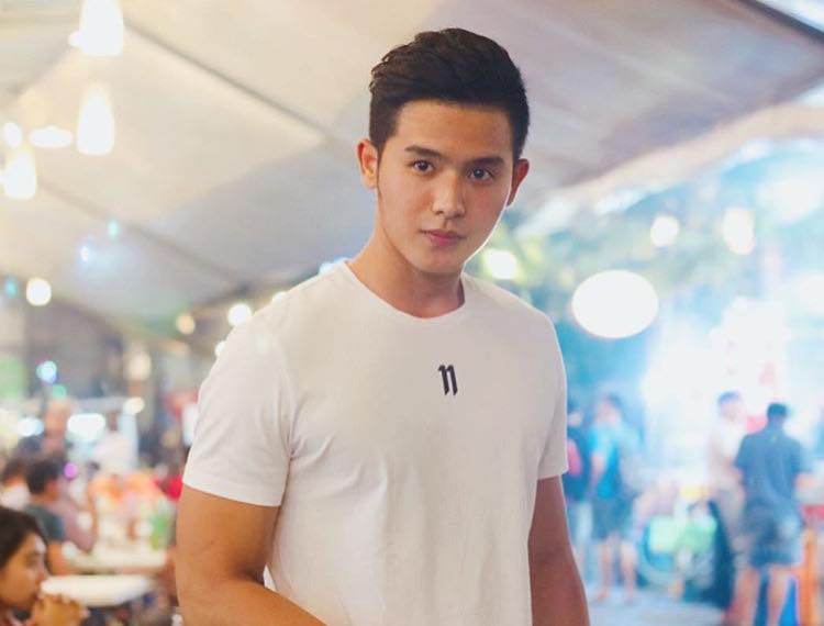 คลั่งหนุ่มผิวแทน♂000