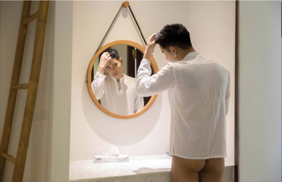 hot male 404 (18+)