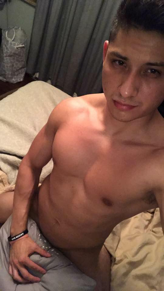 hot male 404 (18+)