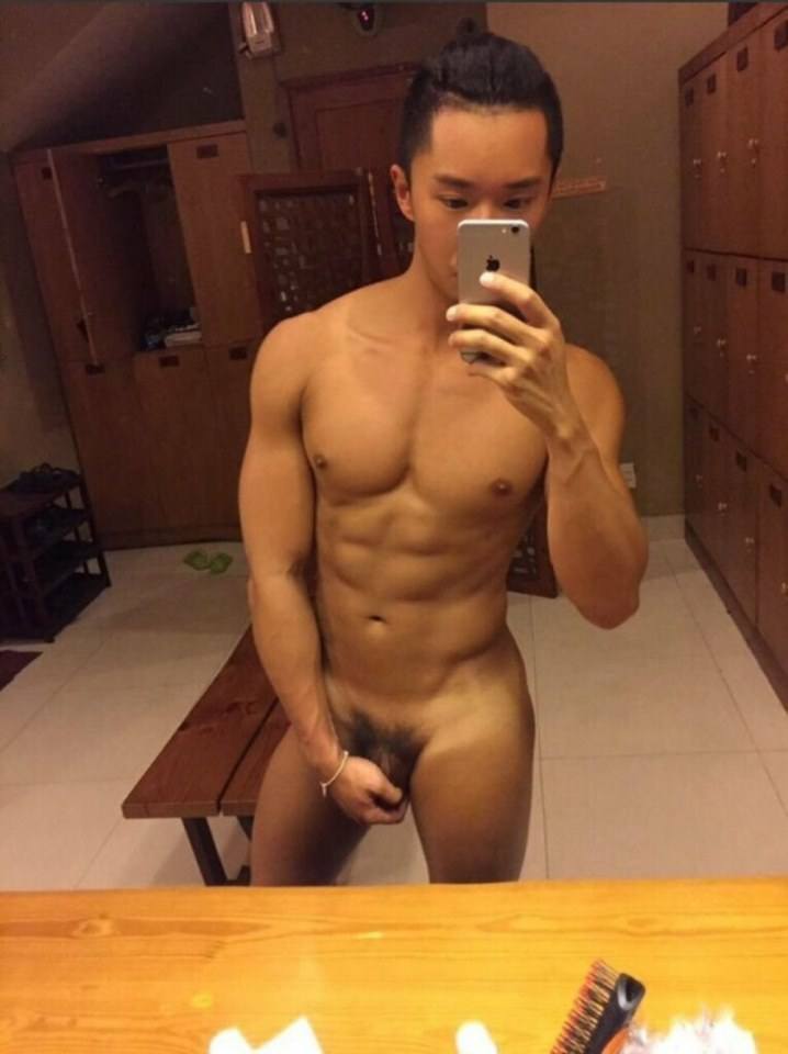 hot male 405 (18+)