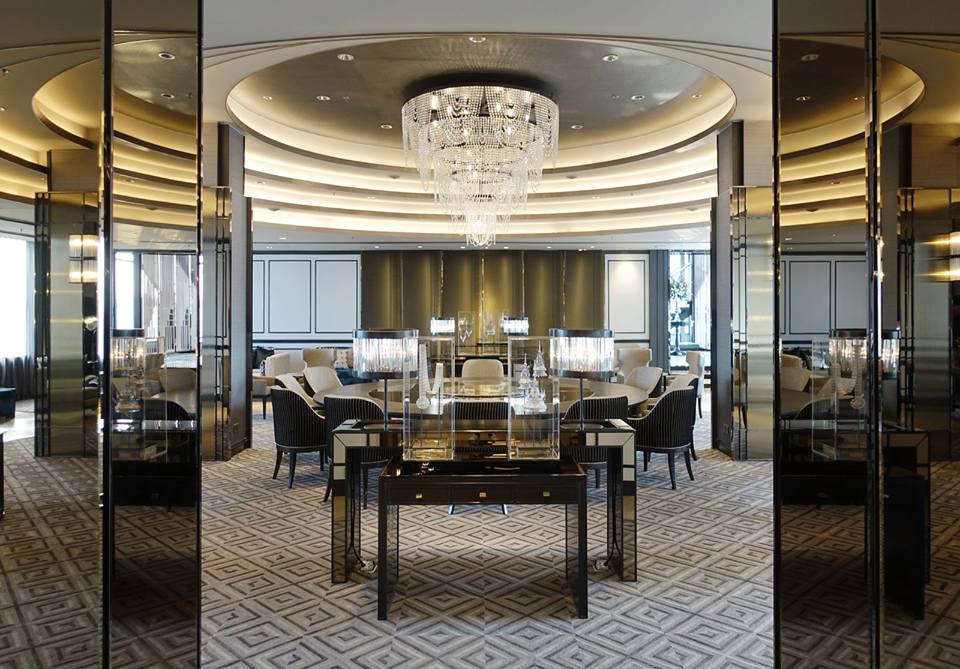 แก้ม วิชญาณี ถ่ายแบบสวยกับSurround