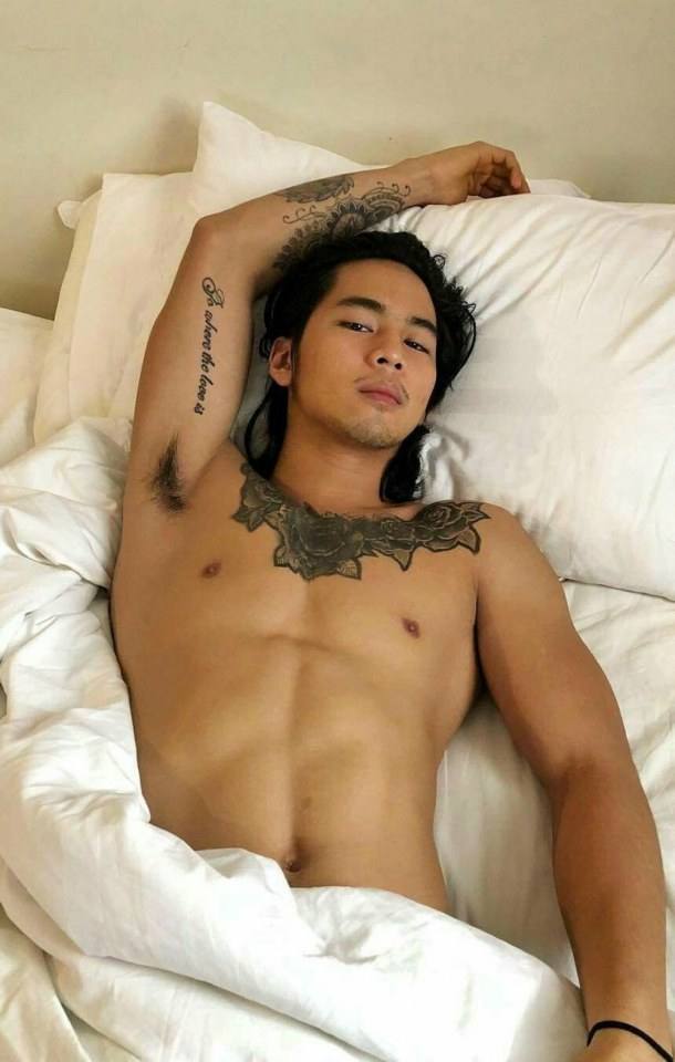 hot male 406 (18+)