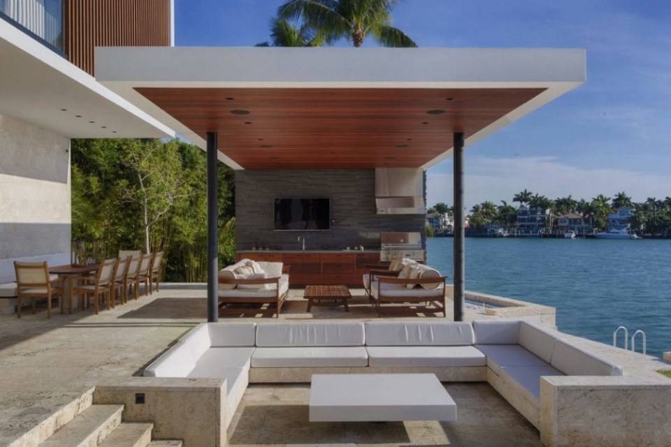 Casa Ischia by Choeff Levy Fischman