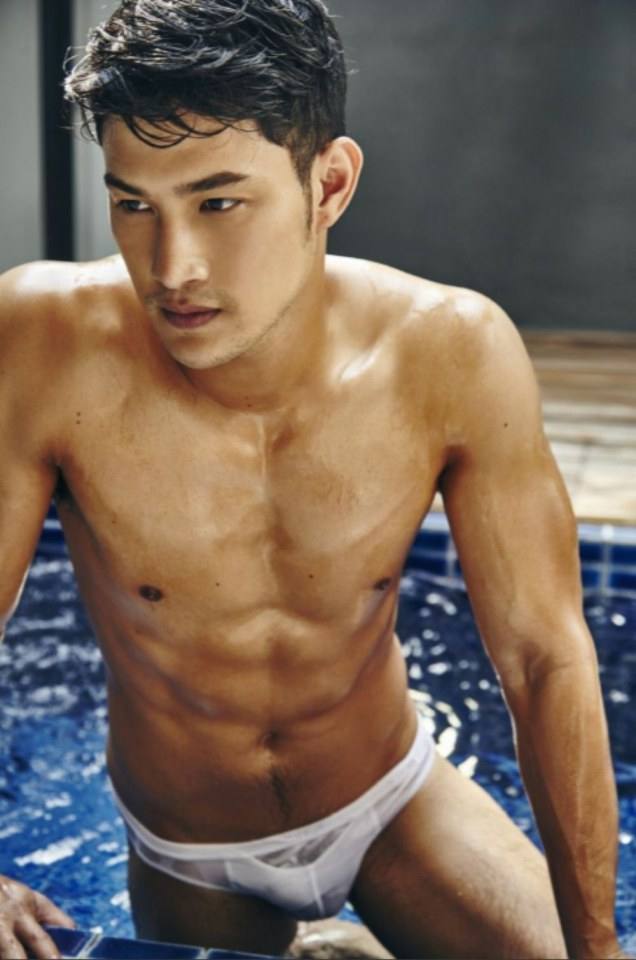 hot male 407 (18+)