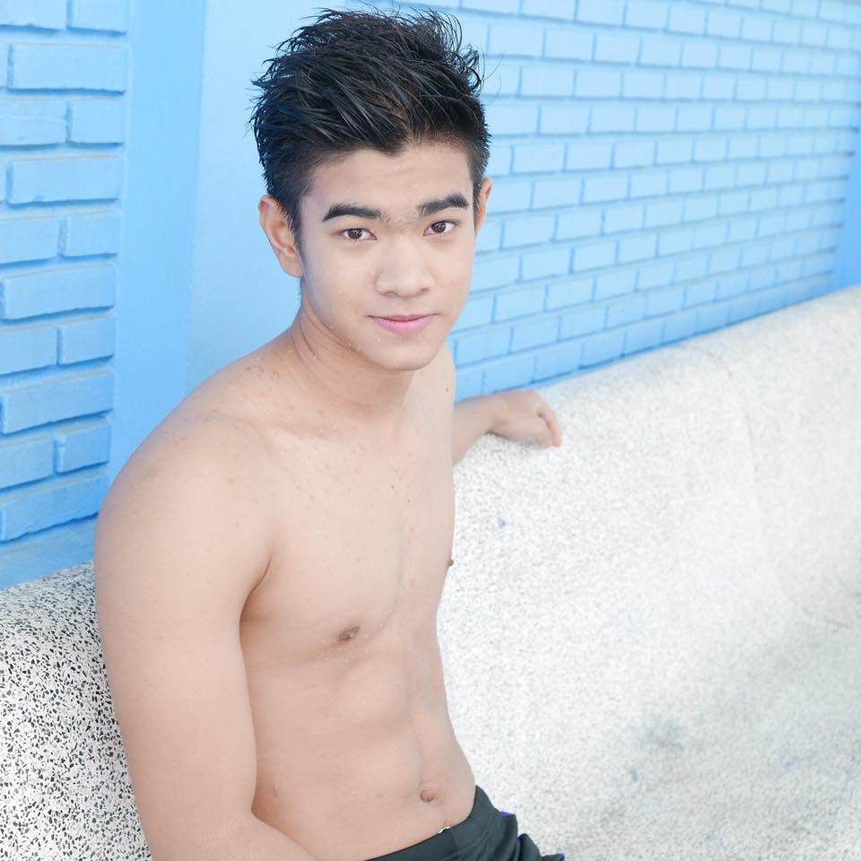 มีกล้ามพอน่ารัก 2,553