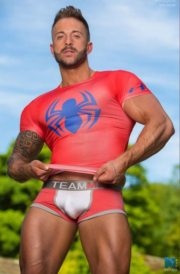 Hot guy in underwear 308