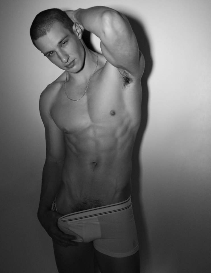 Hot guy in underwear 308