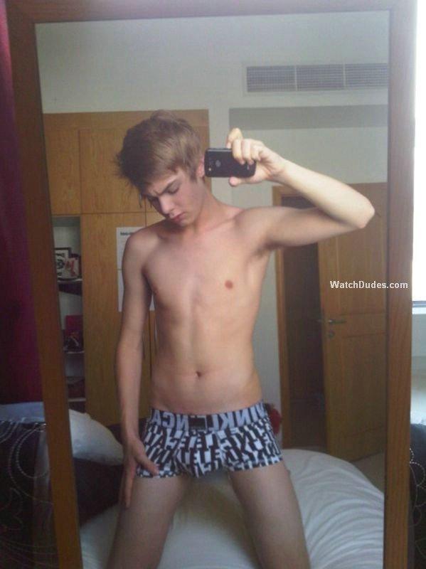 Hot guy in underwear 309