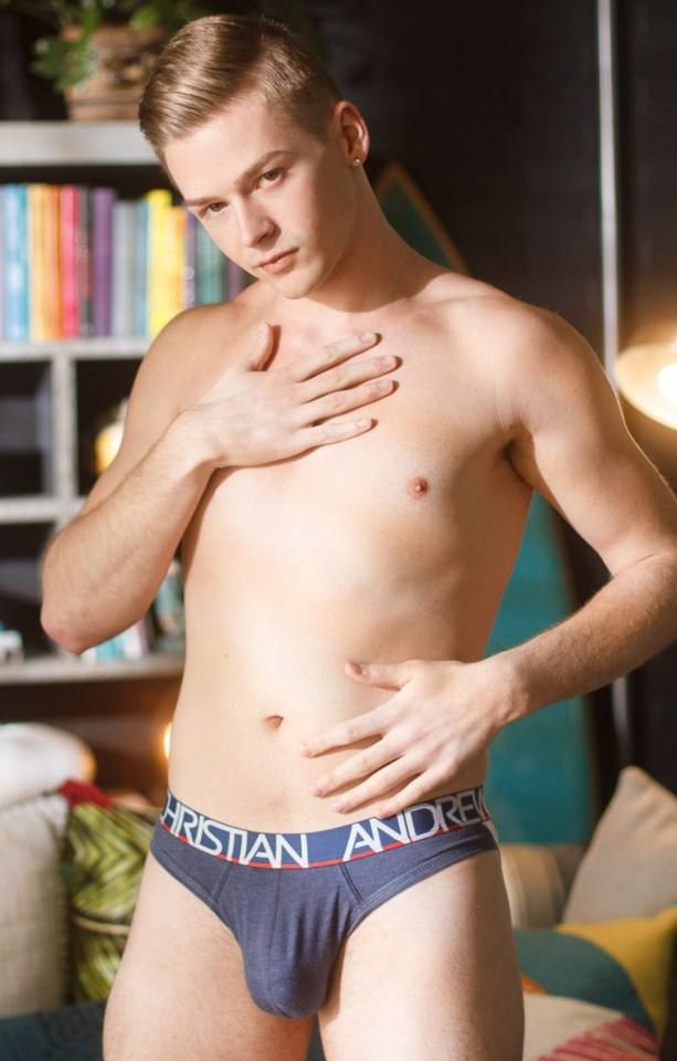 Hot guy in underwear 309