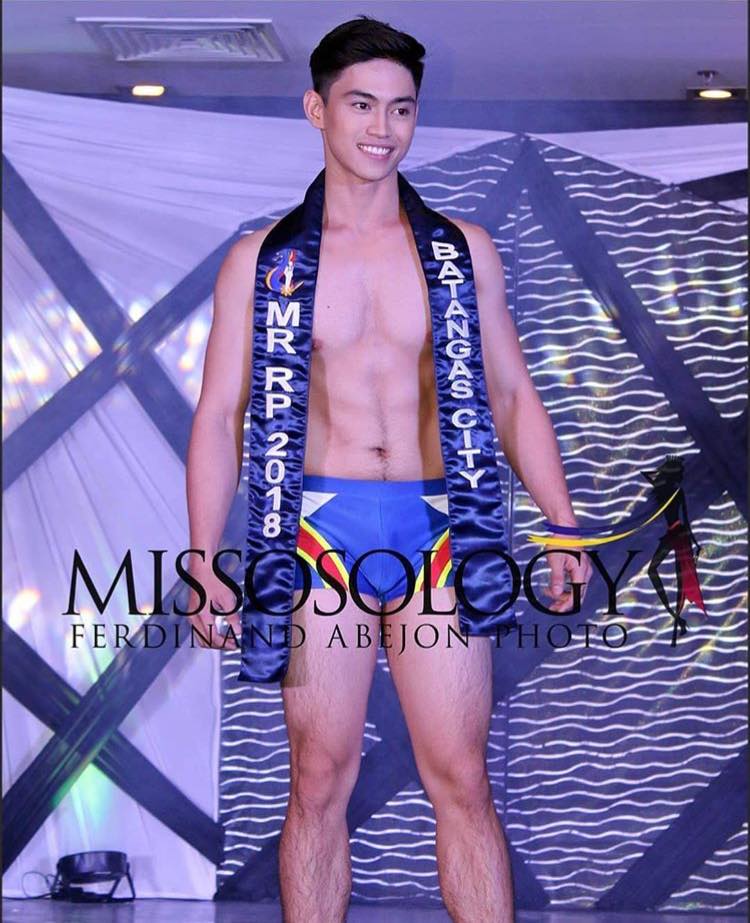 เพื่อนบ้านหล่อแชร์ให้ฟิน (2)