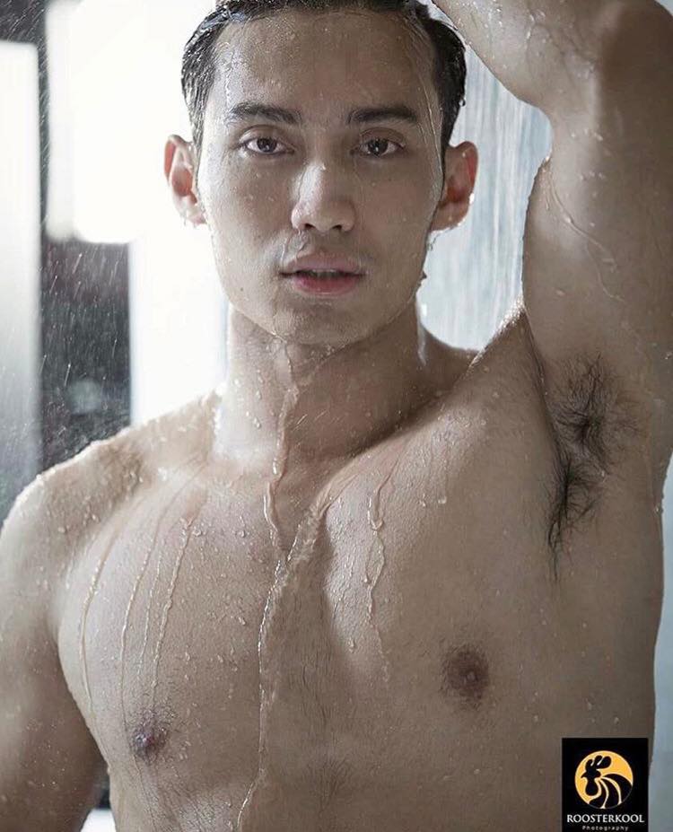 เพื่อนบ้านหล่อแชร์ให้ฟิน (4)