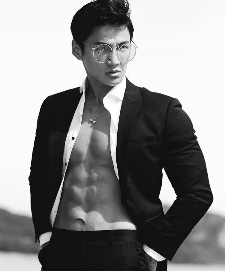 เพื่อนบ้านหล่อแชร์ให้ฟิน (7)