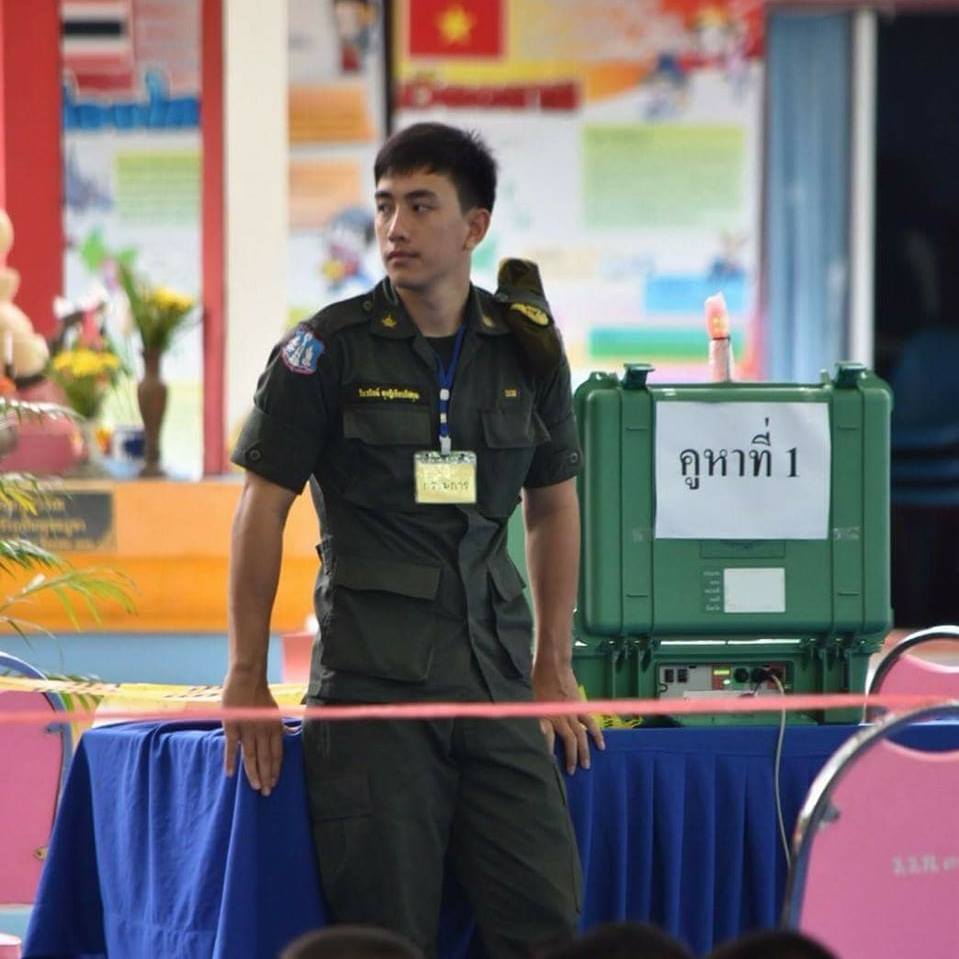 หนุ่ม ม. 6 เกินตัวจริงๆ