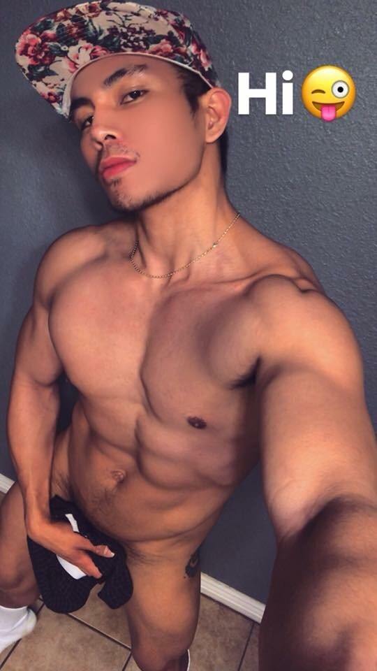 hot male 417 (18+)