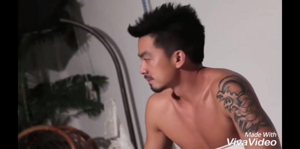 กับกองถ่ายชิ้นแรก
