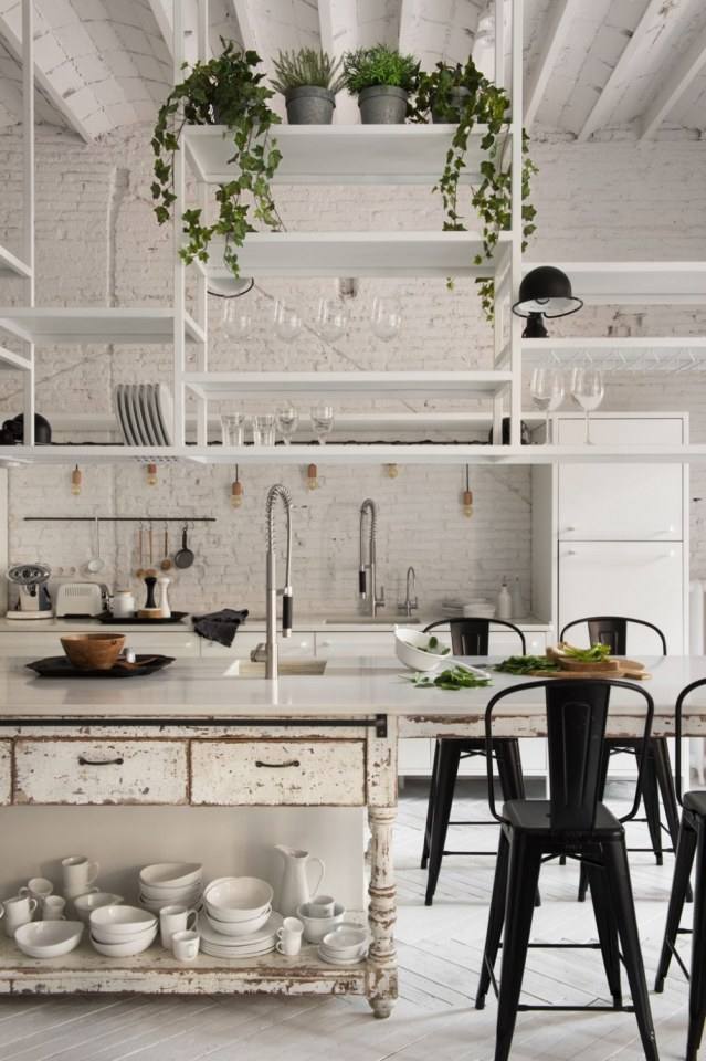 Residence in Barcelona by Marta Castellano
