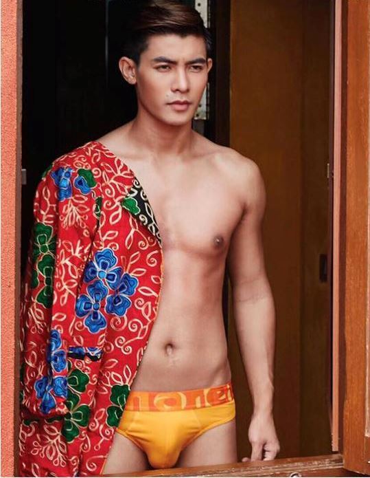 ถอดโชว์เรือนร่าง 2088